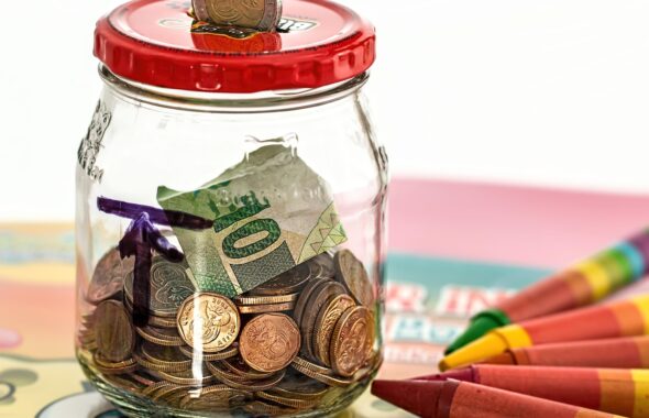 【不動産 勉強】貯金と投資、どちらを先にするべき？将来に備えて、今優先することを考えよう！